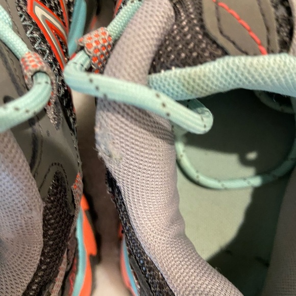 New Balance Gray and Aqua Athletic Shoes - Picture 5 of 6